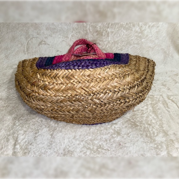 SOLD Cute summer straw bag, pink, purple and blue - Picture 4 of 6